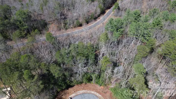 91 West Lake RD #91, Marion, NC 28752