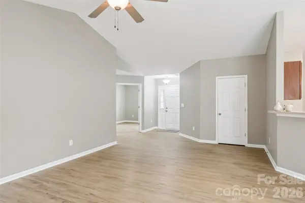 2457 Marthas Ridge DR, Statesville, NC 28625