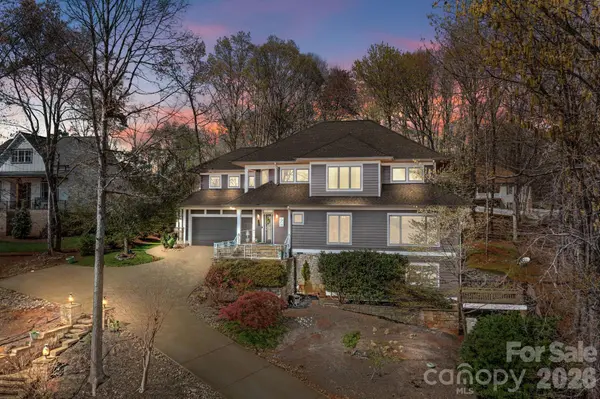 184 High Lake DR, Statesville, NC 28677