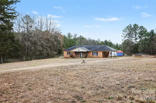 596 Armory RD, Chester, SC 29706
