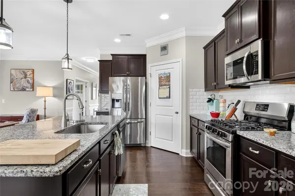 129 Rosebay DR, Mooresville, NC 28117