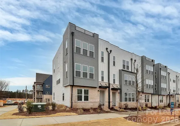 7009 Westrow AVE, Charlotte, NC 28278