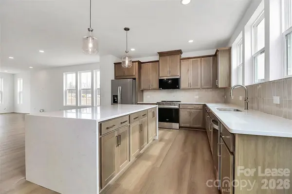 7009 Westrow AVE, Charlotte, NC 28278