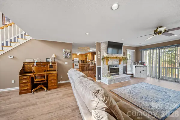 96 Valley DR, Badin, NC 28009