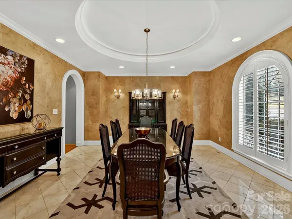 1779 8th Street DR NW, Hickory, NC 28601