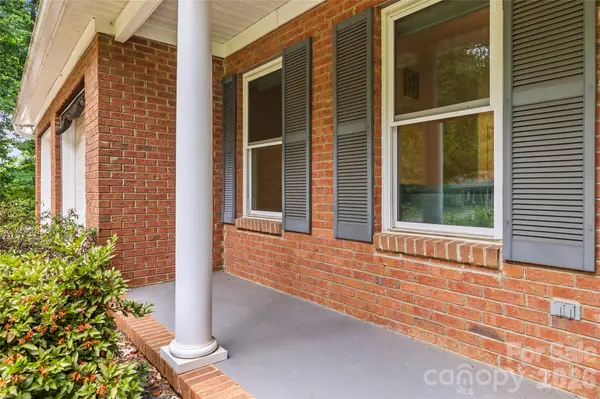 132 Lismark DR, Mooresville, NC 28117