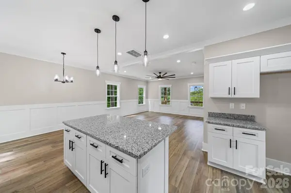 123 Tallassee LN, New London, NC 28127
