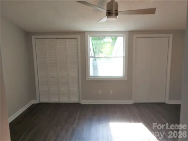 604 E Iredell AVE #5, Mooresville, NC 28115
