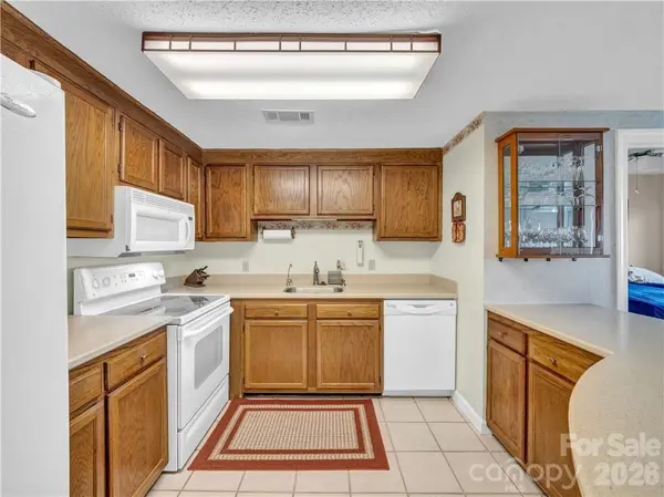 303 Sugar Top DR #2712, Sugar Mountain, NC 28604