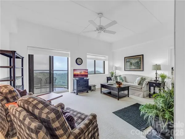 303 Sugar Top DR #3226, Sugar Mountain, NC 28604