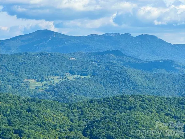 303 Sugar Top DR #2716, Sugar Mountain, NC 28604