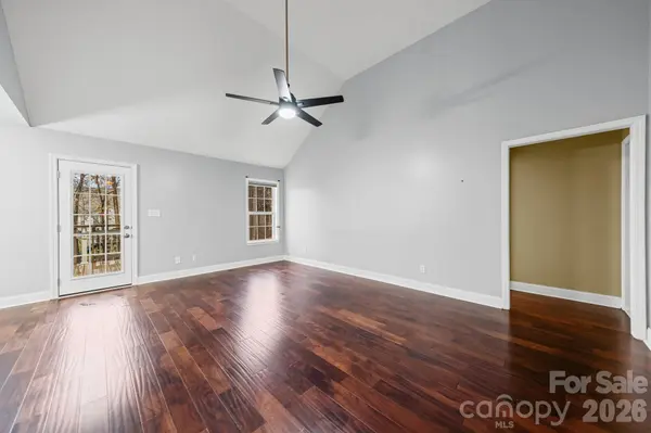 118 Sundance CIR, Statesville, NC 28625