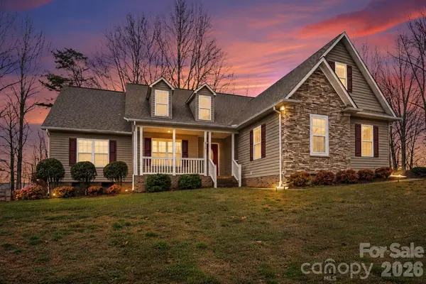 118 Sundance CIR, Statesville, NC 28625