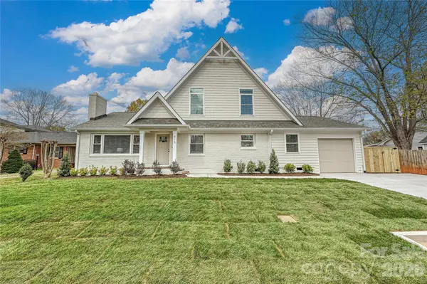 815 Hartness AVE, Charlotte, NC 28211