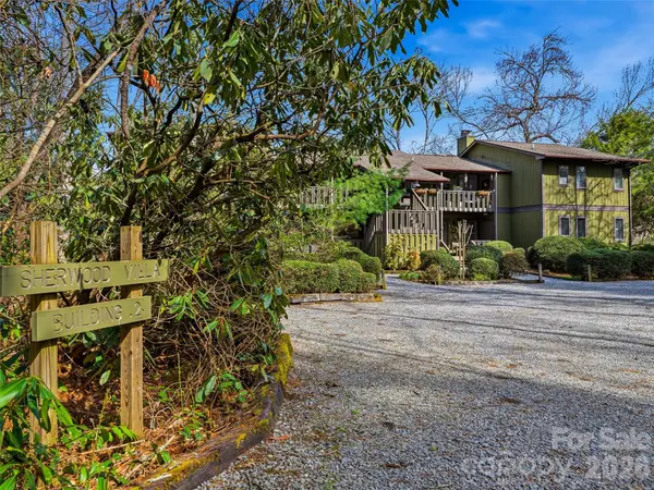15 Gold Finch CT, Brevard, NC 28712