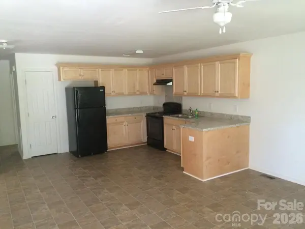 1943-1955 Glen Manor CT #1-2, Lincolnton, NC 28092