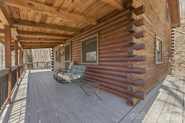 1837 E Alarka RD, Bryson City, NC 28713