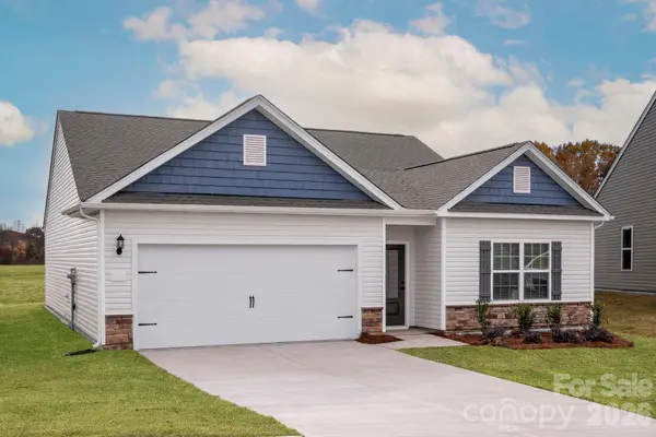 3446 Robindale DR, Winston Salem, NC 27107