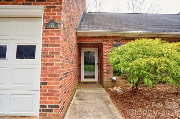 174 Columns CIR, Shelby, NC 28150