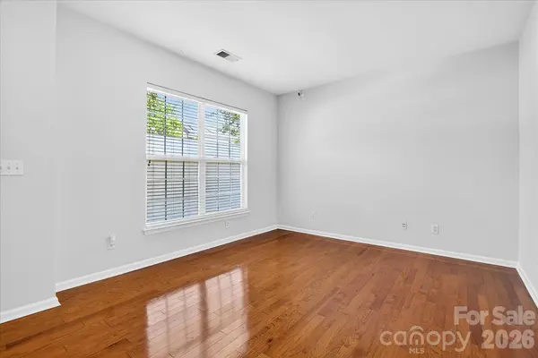 2009 Cambridge Beltway DR, Charlotte, NC 28273