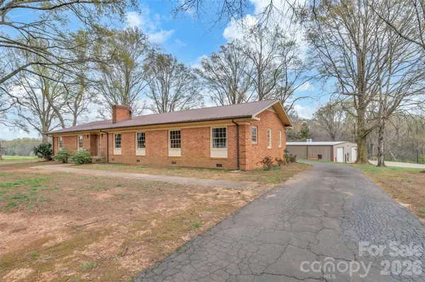 1524 Old Lawyers RD, Marshville, NC 28103