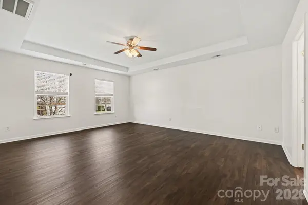10525 Dominion Village DR, Charlotte, NC 28269