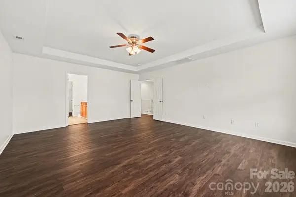 10525 Dominion Village DR, Charlotte, NC 28269