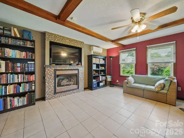 117 Pilots Ridge DR, Bessemer City, NC 28016
