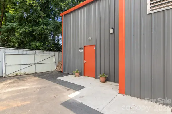 3413 S Tryon ST, Charlotte, NC 28217