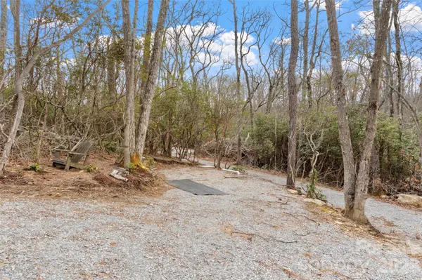 87 Trails End RD #28, Little Switzerland, NC 28749