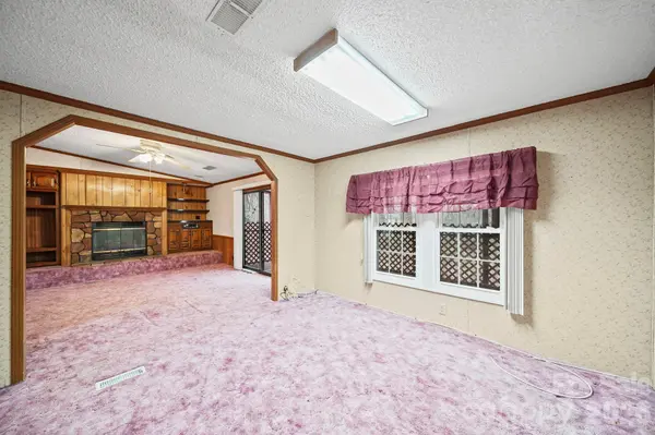 1015 Southwood DR, Clover, SC 29710