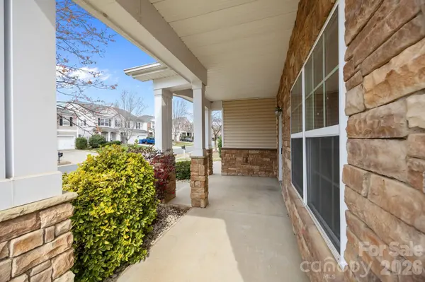 108 Sand Spur DR, Mooresville, NC 28117