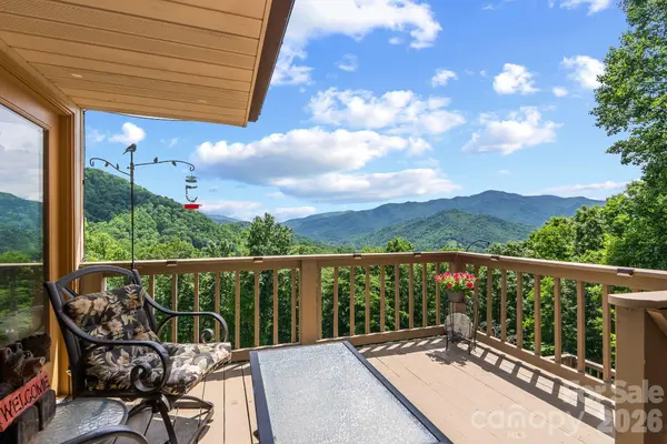 60 Little Creek DR, Canton, NC 28716
