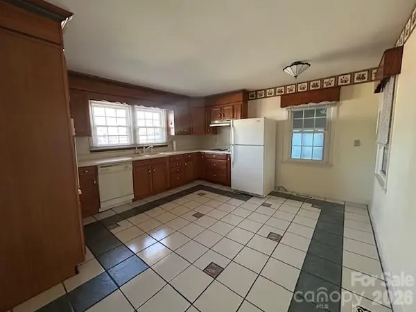 408 Gillsbrook RD, Lancaster, SC 29720