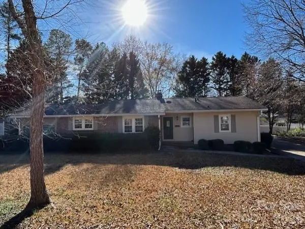 408 Gillsbrook RD, Lancaster, SC 29720