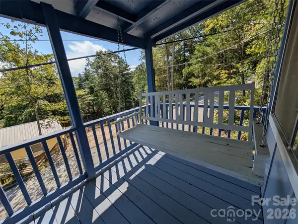 260 Oak Ridge RD, Hendersonville, NC 28792