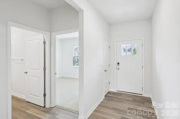 25 Cora View TRL, Waynesville, NC 28785