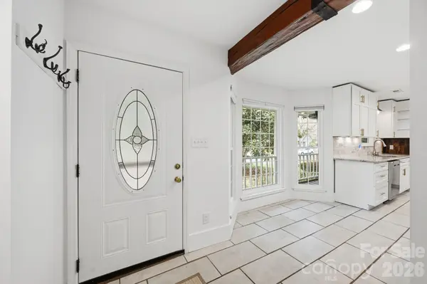 2717 Olde Whitehall RD, Charlotte, NC 28273