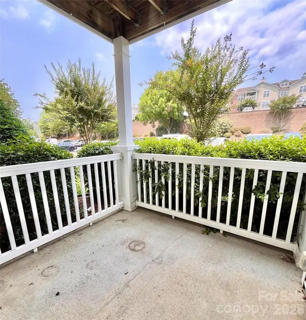 11264 Hyde Pointe CT, Charlotte, NC 28262