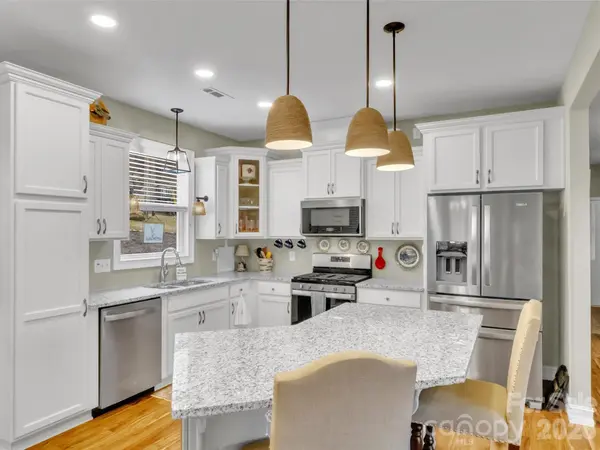 605 Red Bank RD #9, Waynesville, NC 28786