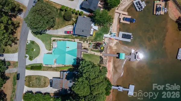 20919 Island Forest DR, Cornelius, NC 28031