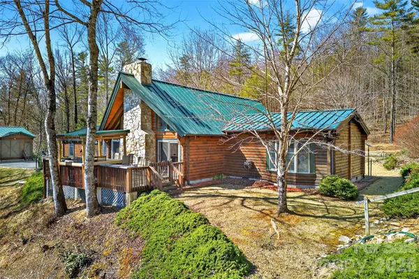 542 Allen Mountain LN, Spruce Pine, NC 28777