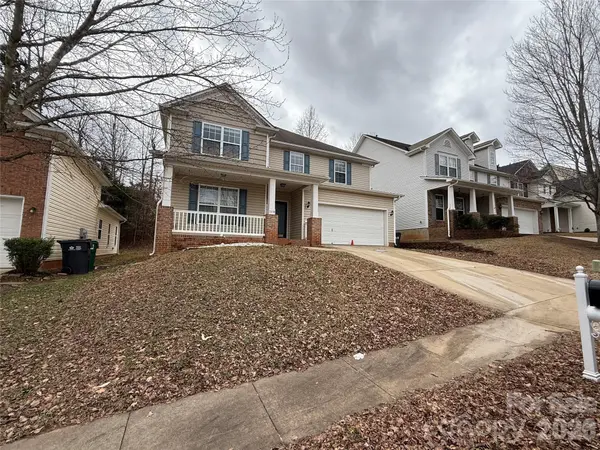 3338 Crutchfield PL, Charlotte, NC 28213