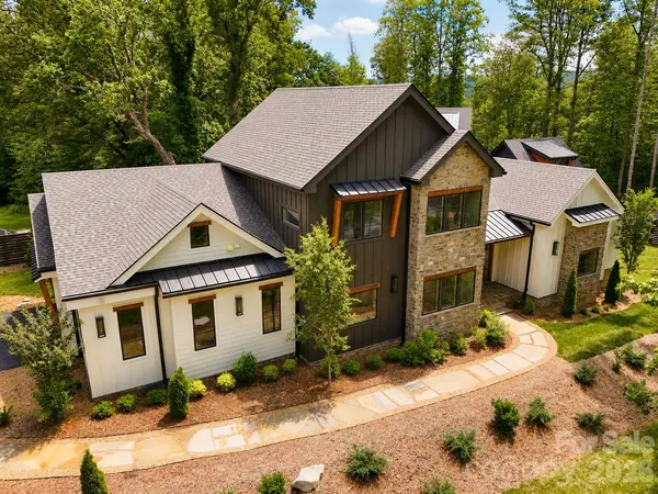 272 Glazener RD, Brevard, NC 28712
