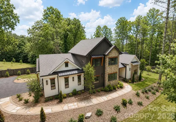 272 Glazener RD, Brevard, NC 28712
