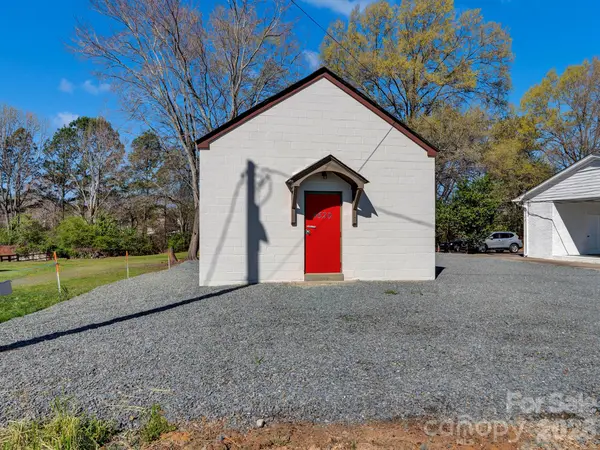 4620 Potter RD, Matthews, NC 28104