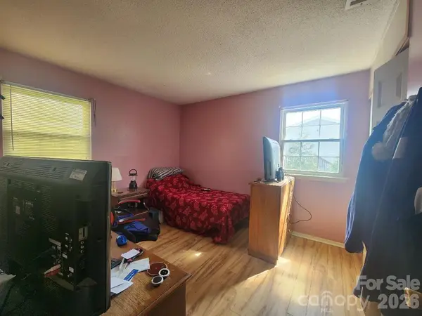 203 Brentwood RD #61, Morganton, NC 28655