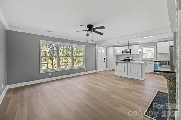 1722 Hartford DR, Gastonia, NC 28052