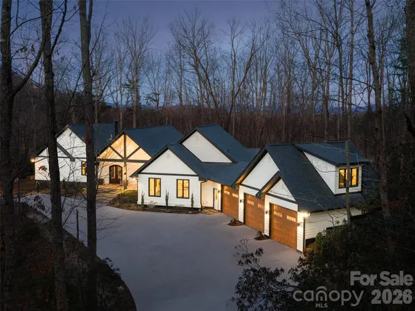 508 Avery Creek RD, Arden, NC 28704