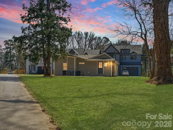 3900 Plainview RD, Charlotte, NC 28208